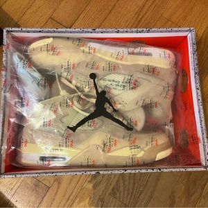 Off white Jordan 4 ‘sail’